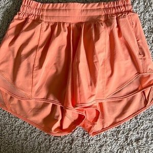 Golden Apricot Lululemon Hotty Hots 4’